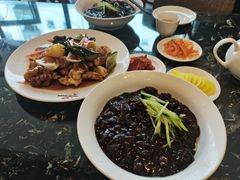 炸酱面-桃园中华料理炸酱面(燕儿岛路店)