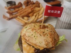 -必胜客(绿地新都会店)