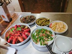 -龙巢盱眙龙虾·牛蛙·烧烤宵夜(八卦岭店)