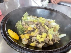 -粘豆包柴火铁锅炖