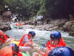 -雅鲁激流探险漂流