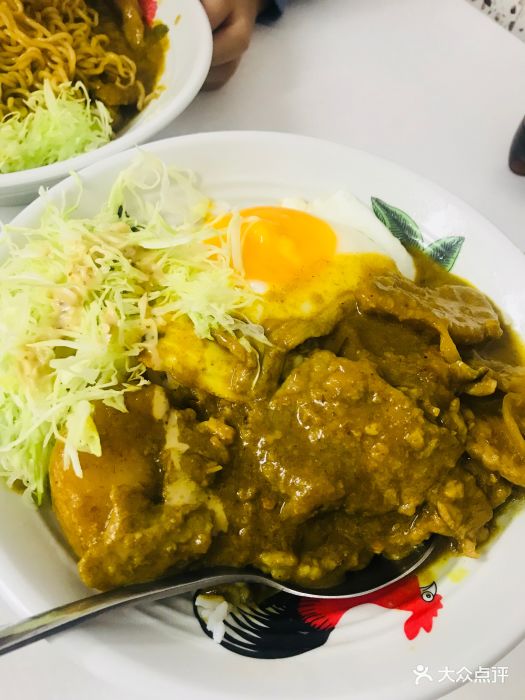 食运丝袜奶茶专门店—茶餐厅沙爹牛肉咖喱饭图片