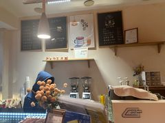 -留白咖啡(人民巷八号大院店)