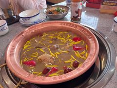 -阿婆情腊排骨火锅(金虹路店)