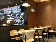 -汉堡王(上海118广场店)