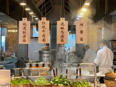 自助取餐区-都会尚膳·海鲜自助餐厅(重庆万豪酒店)