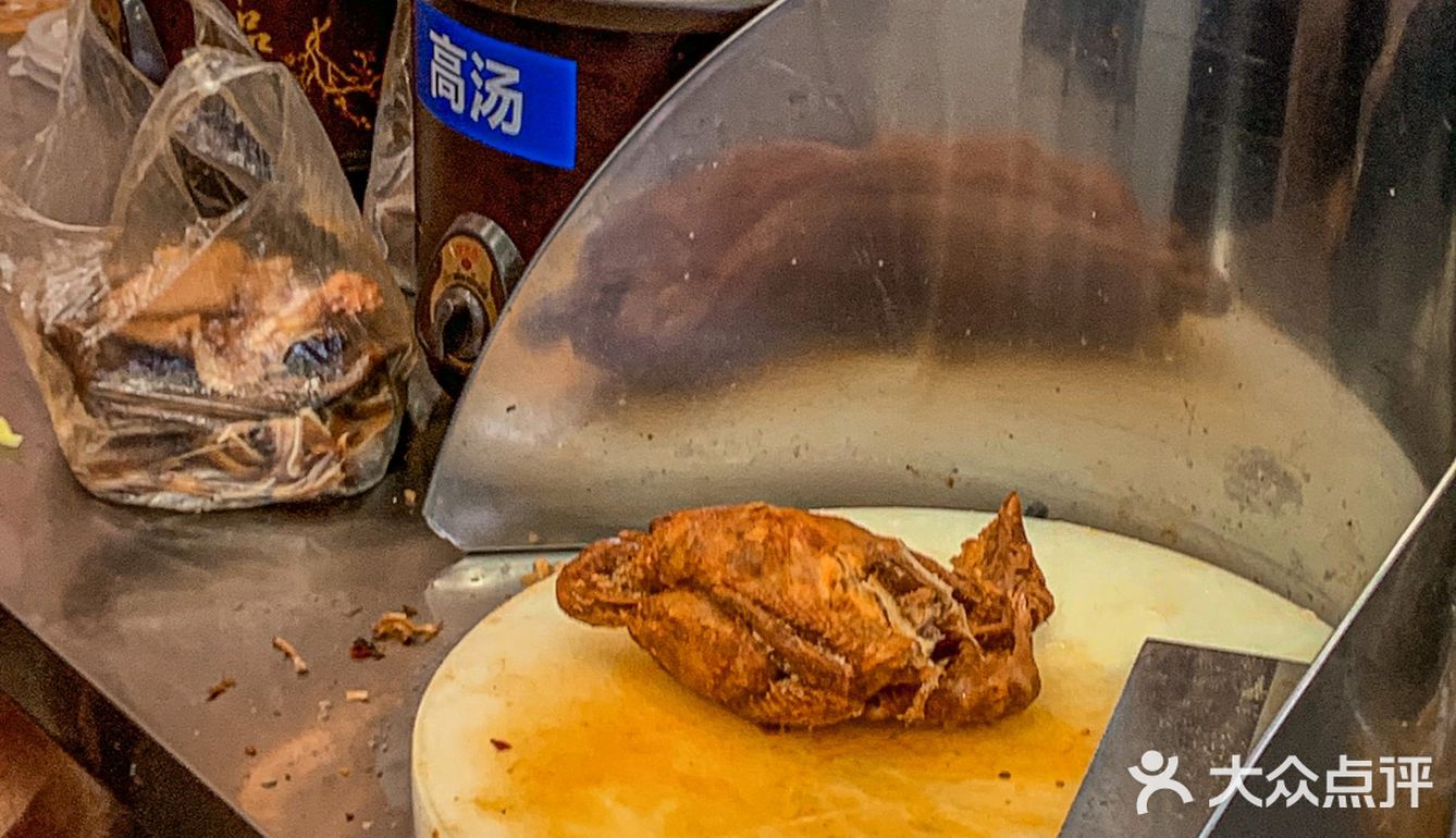 多少次来河西就是为了这一口卤香鸡啊