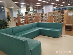 -厦门市图书馆(集美新城馆区)