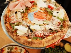 圣诞特制手工花环披萨-IL TEATRO 精品意大利餐厅