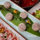 梧桐树下一个人也要吃饱饭！