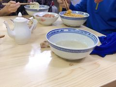 大家一起闷头吃面-盛兴面馆(真儒大厦店)