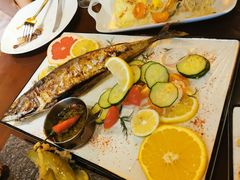 德国啤酒节香煎马鲛鱼-haxnbauer海森堡德国餐厅(深圳coco店)