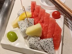 -海底捞火锅鲜切牛肉主题店(长寿路店)
