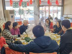 大堂-山城家常菜铁锅炖鱼