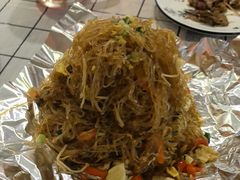-顶峰夜宴·龙虾烧烤大排档(九江学院店)