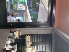 -CowCow其其·牛杂咖啡公司(六运店)