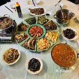 这是我家的年夜饭，兔年大吉[礼物]