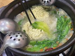 -濠轩阁特色生蚝火锅(水湾路店)