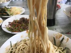 -正宗胖子抻面馆(岭东路店)