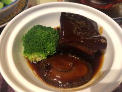 鲜鲍鱼红烧黑猪肉-宁波状元楼酒店(和义路店)