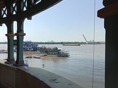 -铁路江上俱乐部