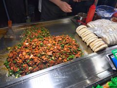 -正宁路小吃夜市