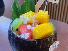 -椰吉满•鲜椰饮品(侨港黑金冠好店)
