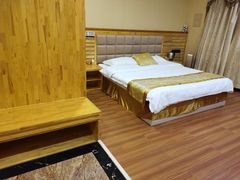 -恒坤北纬42度温泉洗浴(公园路店)