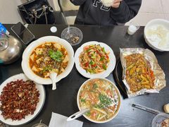 -小四川美食馆(幸福路店)