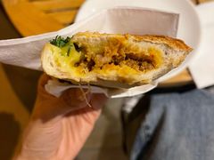 辣牛肉香菜帕尼尼-丽都DELICATESSEN熟食店