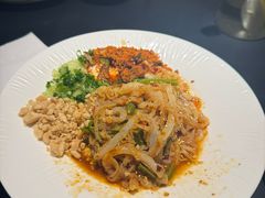 -麻六记(凤凰汇店)
