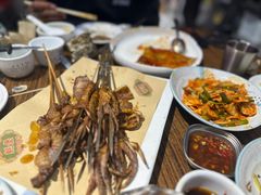 -蚝堡海鲜·威海菜·海肠捞饭·烧烤·亚洲吃蚝公司(幸福门店)