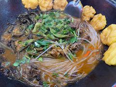 -炖四方东北铁锅炖·烧烤小龙虾(中豪国际店)