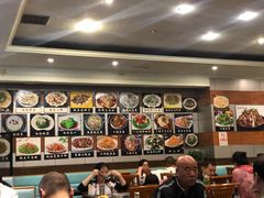 -胶东海鲜大排档(北太平庄店)