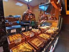 -黑金·寻焰自助百汇·烤肉·火锅(中街店)