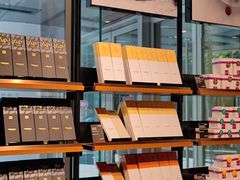 -Laderach 莱德拉(上海环贸iapm店)