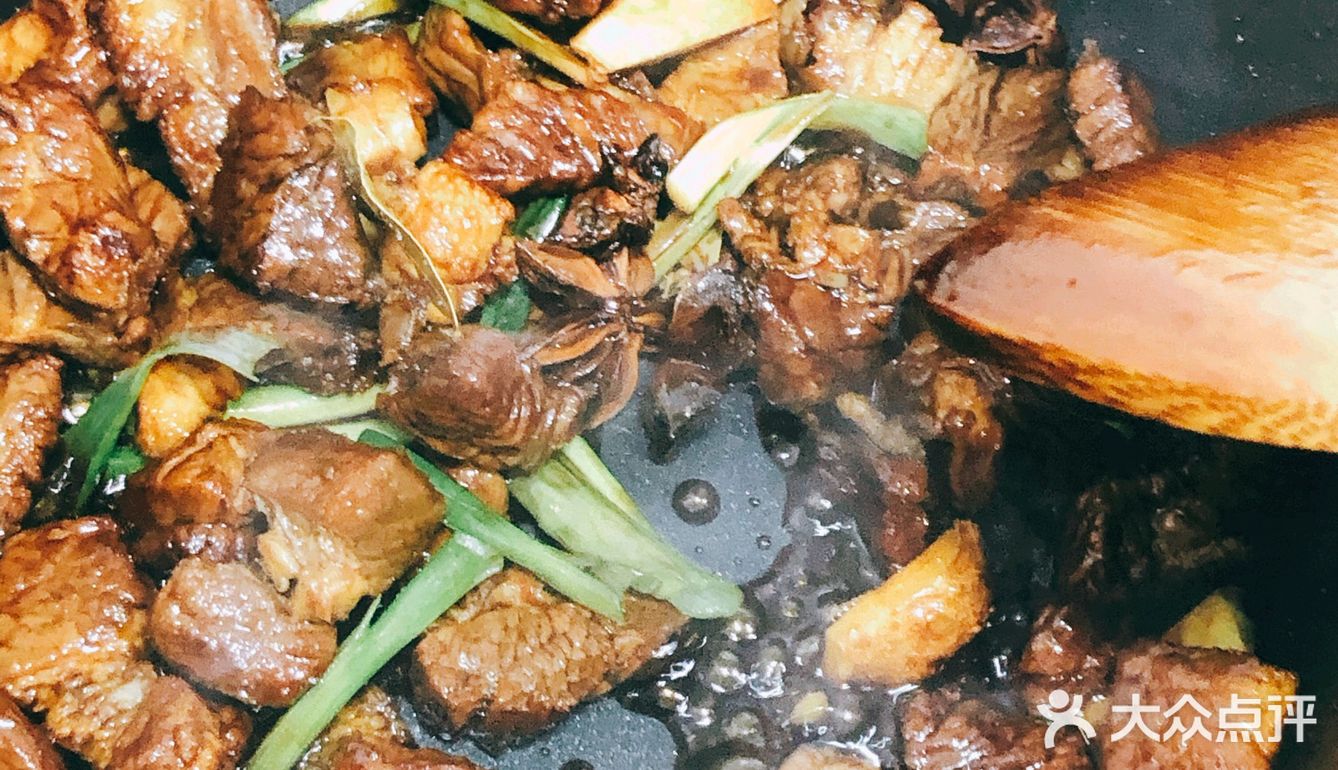 菜谱——年夜饭简单大菜之番茄牛腩煲