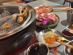 -围炉肉舍•炭烤活鳗•丹东海鲜烤肉(步行街店)