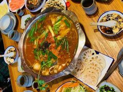 -老凯俚酸汤鱼(鸿通城店)