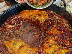 -四小区火锅·巷子里的重庆火锅(花照壁店)