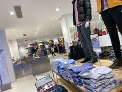 -优衣库(昆明七彩METOWN购物中心店)