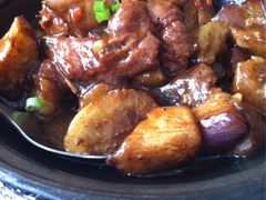 黑椒牛仔骨茄子-汤城小厨•粤菜•靓汤(金融街店)