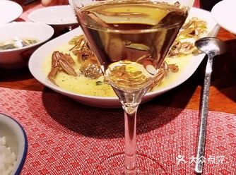 其实这家不是一家饭馆，但老板亲自出品
