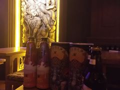 -Helens海伦司(海外联谊大厦店)