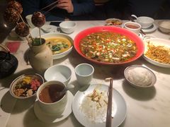 -初蓉丨遇见新川菜(亲贤街荣耀店)