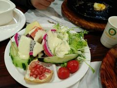 -皇品世家牛排(七一路店)