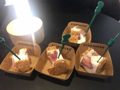 -星巴克(上海虹桥新天地二店)