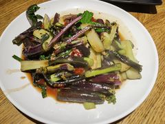 酸辣红菜苔-汪爹爹武汉牛三鲜(朝外大街店)