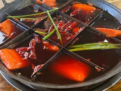 -正南齊北重庆老火锅(光华村直营店)