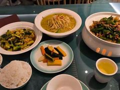 -呷湘厨·鱼汤捞饭·剁椒鱼头·辣椒炒肉(国家会展中心店)